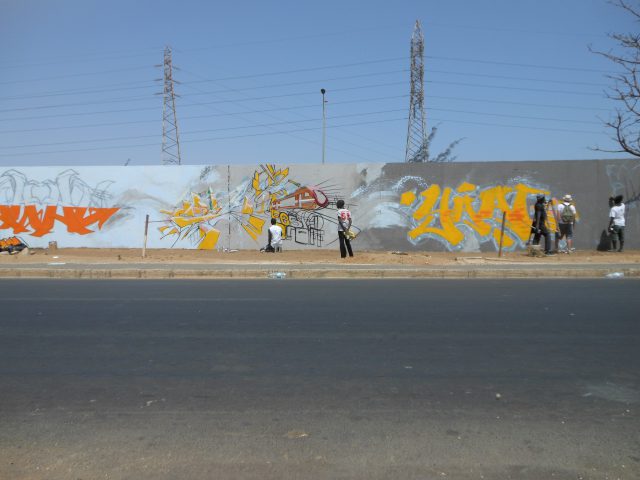 Graffiti Dakar HLM Festigraff4