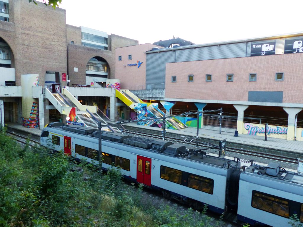 Gare-De-Louvain-La-neuve-Kosmopolite